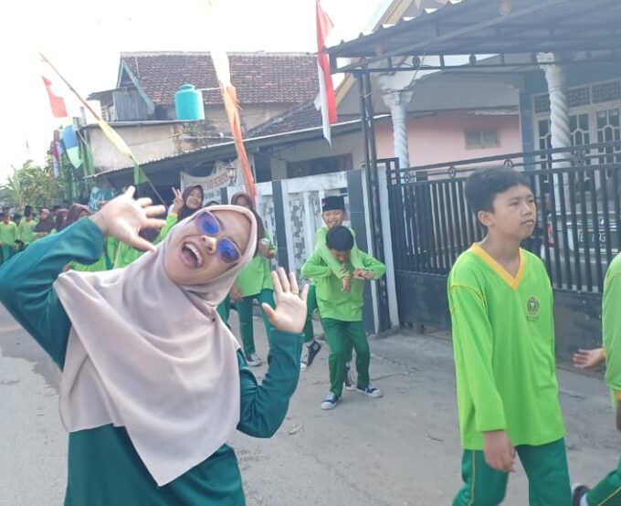 Kegiatan JUM’AT SEHAT Kegiatan JUM’AT SEHAT